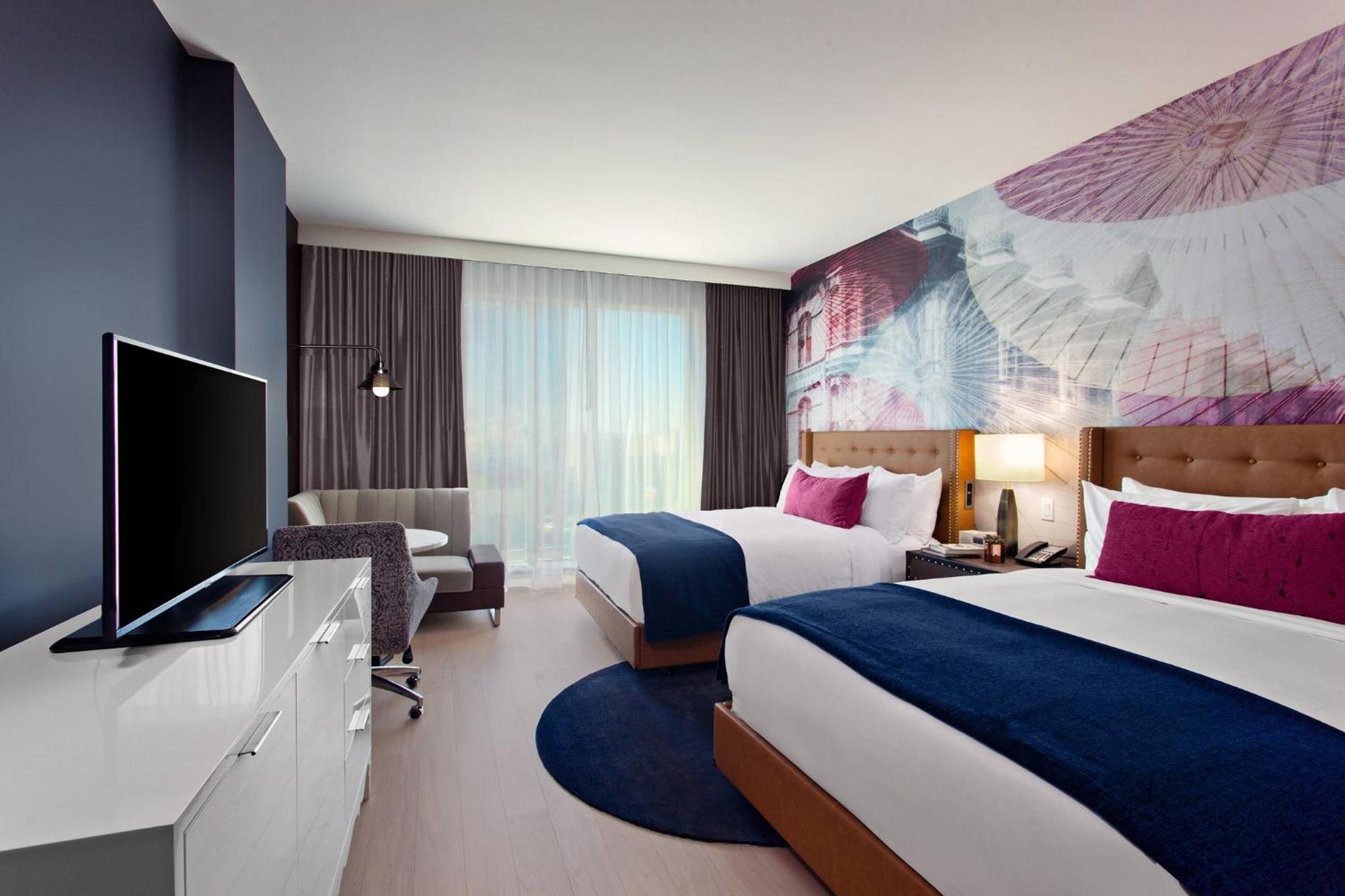 Chambre Standard avec 2 Lits Queen-Size - Adaptée aux Personnes Malvoyantes/Malentendantes