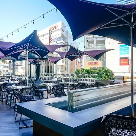 E Central Hotel Downtown Los Angeles-3